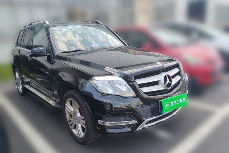 Used Mercedes-Benz GLK-Class 2014 GLK 200 Standard Model Front Right 45 Deg