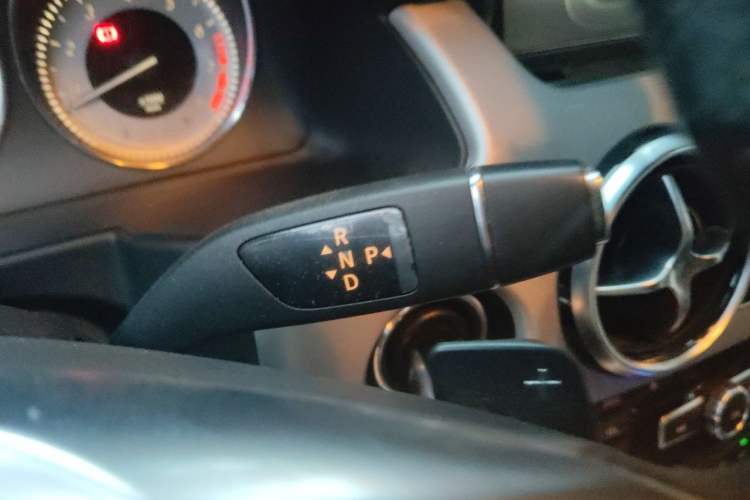 Used Mercedes-Benz GLK-Class 2014 GLK 200 Standard Model Gear Lever