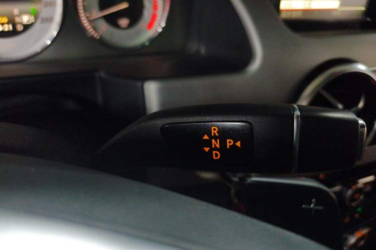Used Mercedes-Benz GLK-Class 2014 GLK 200 Standard Model Gear Lever