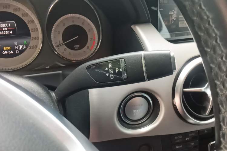 Used Mercedes-Benz GLK-Class 2014 GLK 200 Standard Model Gear Lever