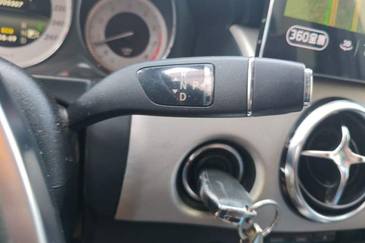 Used Mercedes-Benz GLK-Class 2014 GLK 200 Standard Model Gear Lever