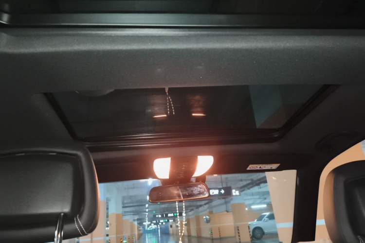 Used Mercedes-Benz GLK-Class 2014 GLK 200 Standard Model Headliner