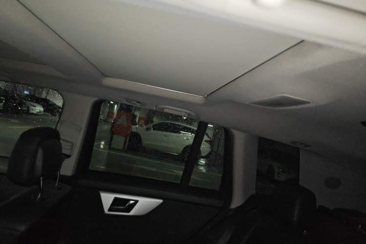 Used Mercedes-Benz GLK-Class 2014 GLK 260 4MATIC Dynamic Model Headliner