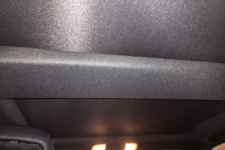 Used Mercedes-Benz GLK-Class 2014 GLK 200 Standard Model Headliner