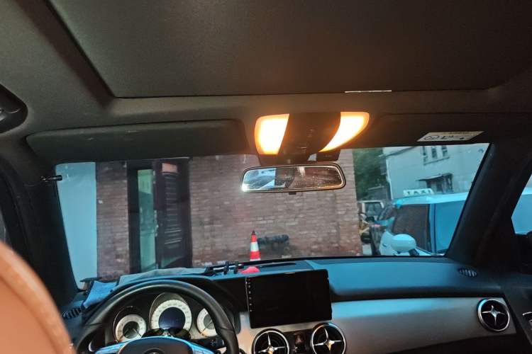 Used Mercedes-Benz GLK-Class 2014 GLK 200 Standard Model Headliner