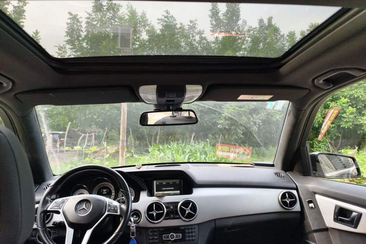 Used Mercedes-Benz GLK-Class 2014 GLK 200 Standard Model Headliner