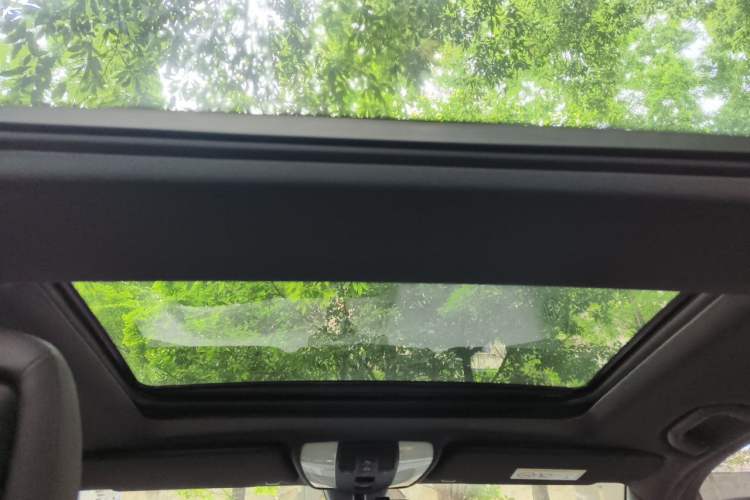 Used Mercedes-Benz GLK-Class 2014 GLK 200 Standard Model Headliner