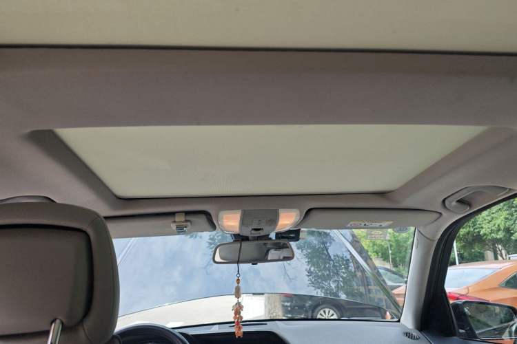 Used Mercedes-Benz GLK-Class 2014 GLK 260 4MATIC Dynamic Model Headliner