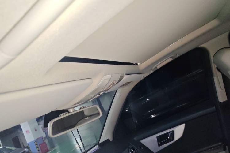 Used Mercedes-Benz GLK-Class 2014 GLK 260 4MATIC Dynamic Model Headliner