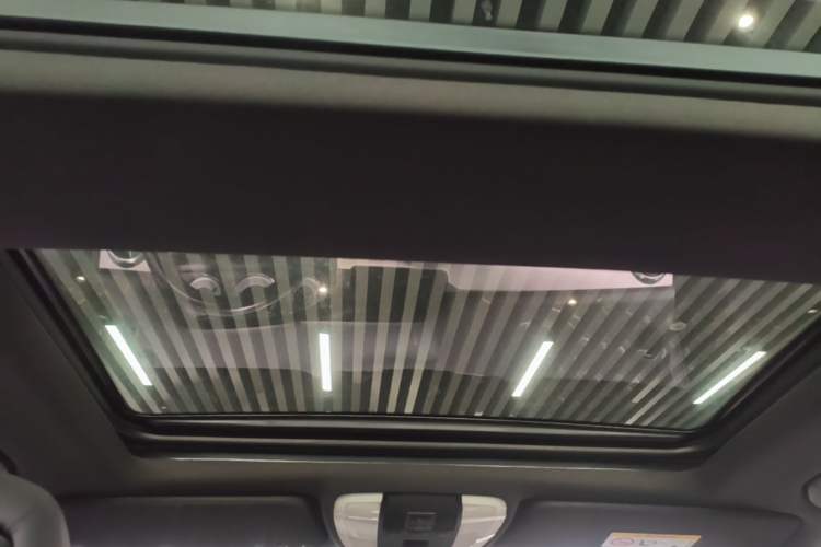 Used Mercedes-Benz GLK-Class 2014 GLK 200 Standard Model Headliner