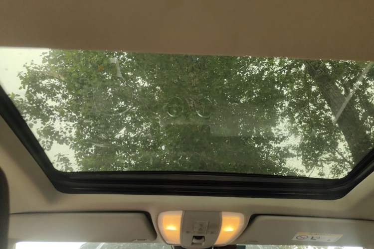 Used Mercedes-Benz GLK-Class 2014 GLK 260 4MATIC Dynamic Model Headliner