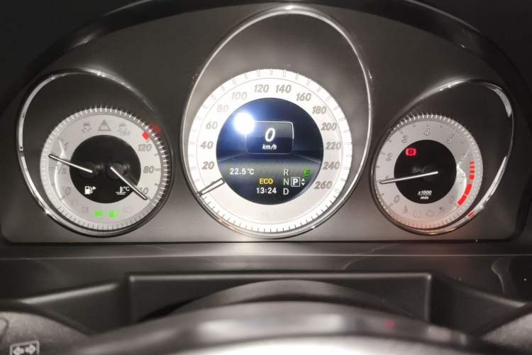 Used Mercedes-Benz GLK-Class 2014 GLK 200 Standard Model Instrument Cluster