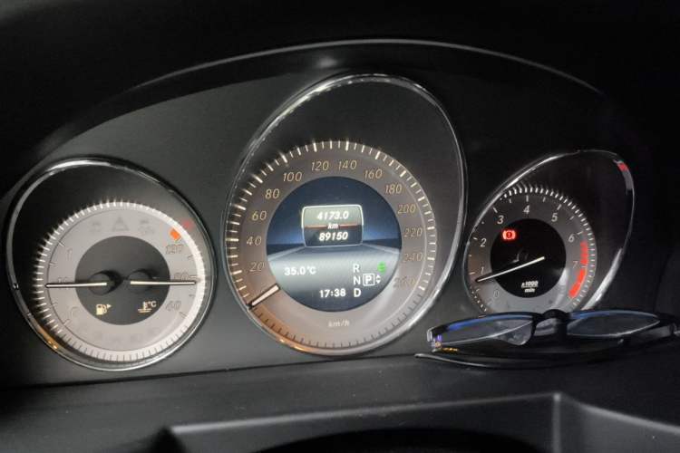 Used Mercedes-Benz GLK-Class 2014 GLK 200 Standard Model Instrument Cluster