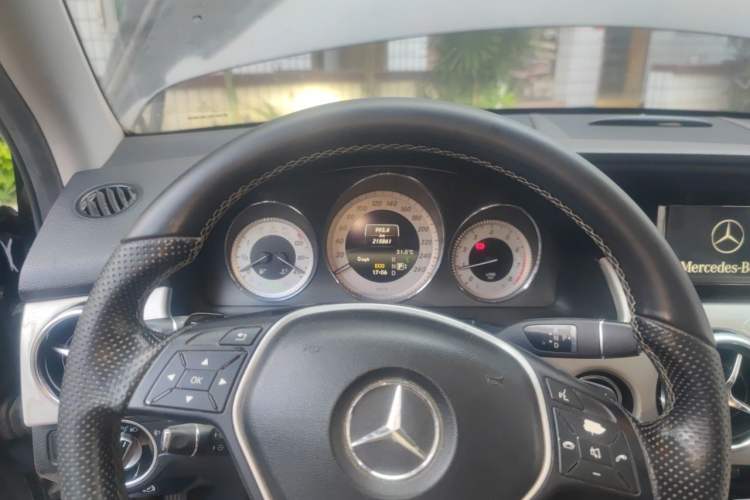 Used Mercedes-Benz GLK-Class 2014 GLK 260 4MATIC Dynamic Model Instrument Cluster