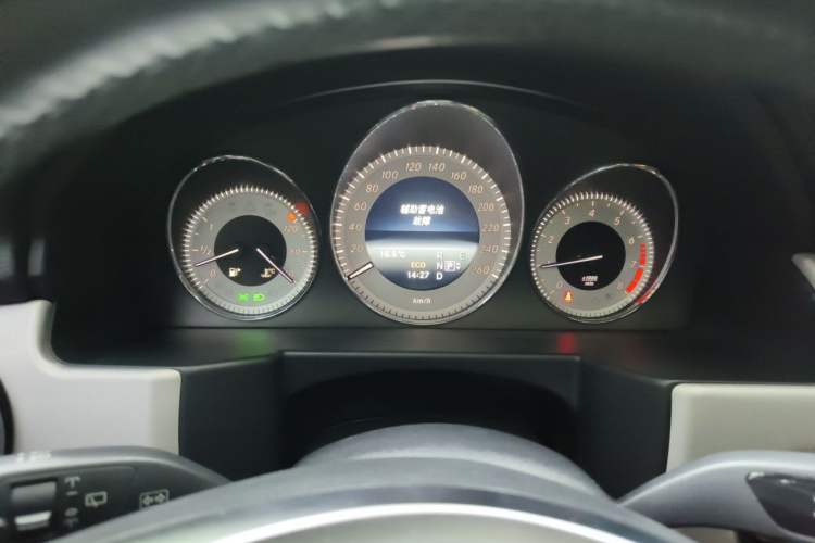 Used Mercedes-Benz GLK-Class 2014 GLK 200 Standard Model Instrument Cluster
