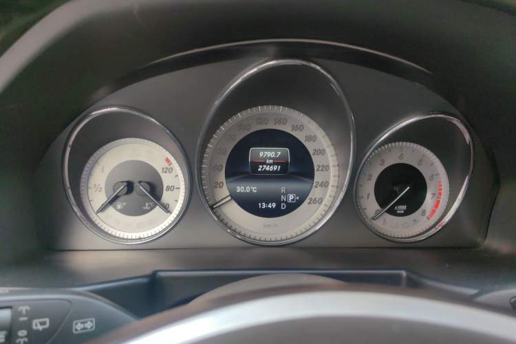 Used Mercedes-Benz GLK-Class 2014 GLK 260 4MATIC Dynamic Model Instrument Cluster