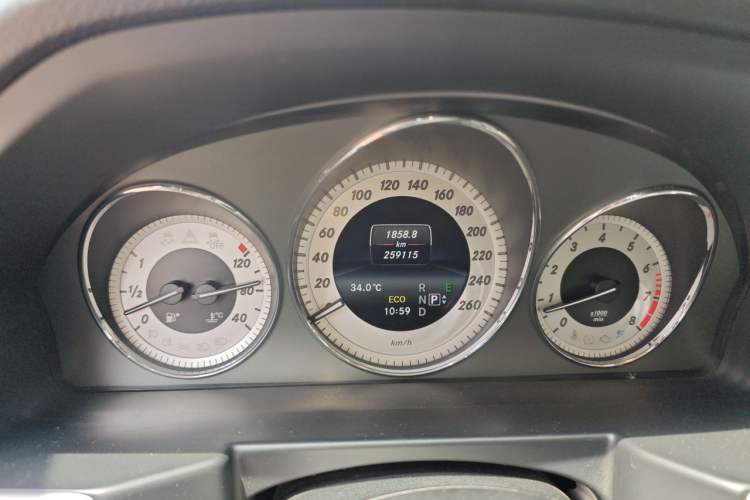Used Mercedes-Benz GLK-Class 2014 GLK 260 4MATIC Dynamic Model Instrument Cluster