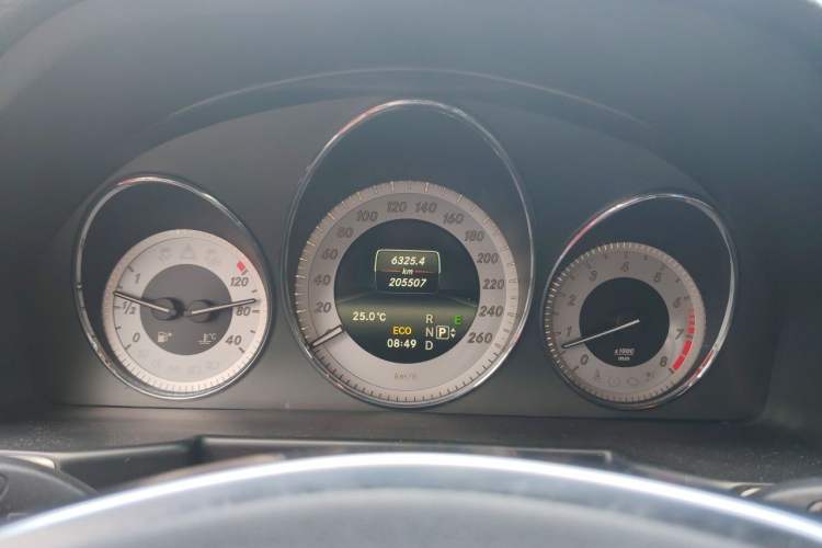 Used Mercedes-Benz GLK-Class 2014 GLK 200 Standard Model Instrument Cluster