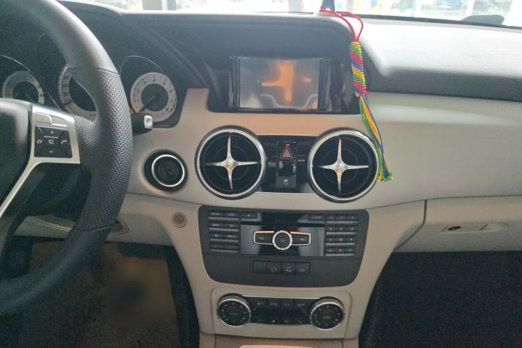 Used Mercedes-Benz GLK-Class 2014 GLK 200 Standard Model Interior 5