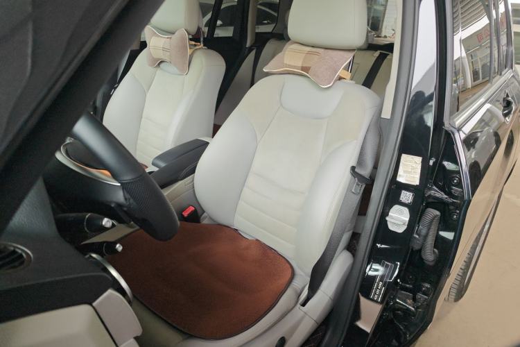 Used Mercedes-Benz GLK-Class 2014 GLK 200 Standard Model Interior 8