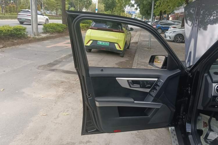 Used Mercedes-Benz GLK-Class 2014 GLK 200 Standard Model Left Front Door Interior