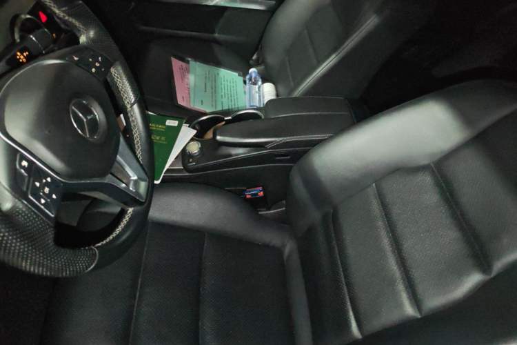 Used Mercedes-Benz GLK-Class 2014 GLK 260 4MATIC Dynamic Model Left Front Seat