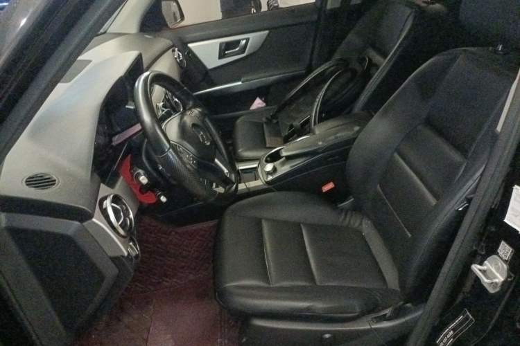 Used Mercedes-Benz GLK-Class 2014 GLK 260 4MATIC Dynamic Model Left Front Seat