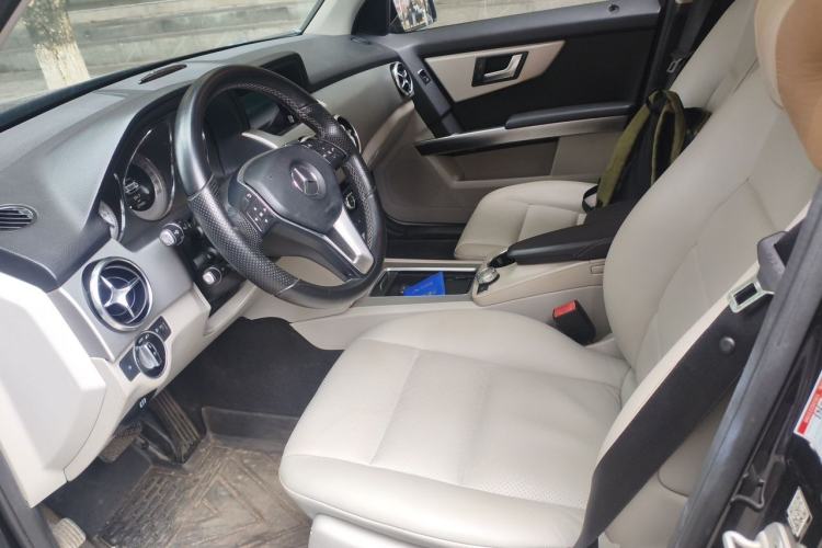 Used Mercedes-Benz GLK-Class 2014 GLK 260 4MATIC Dynamic Model Left Front Seat