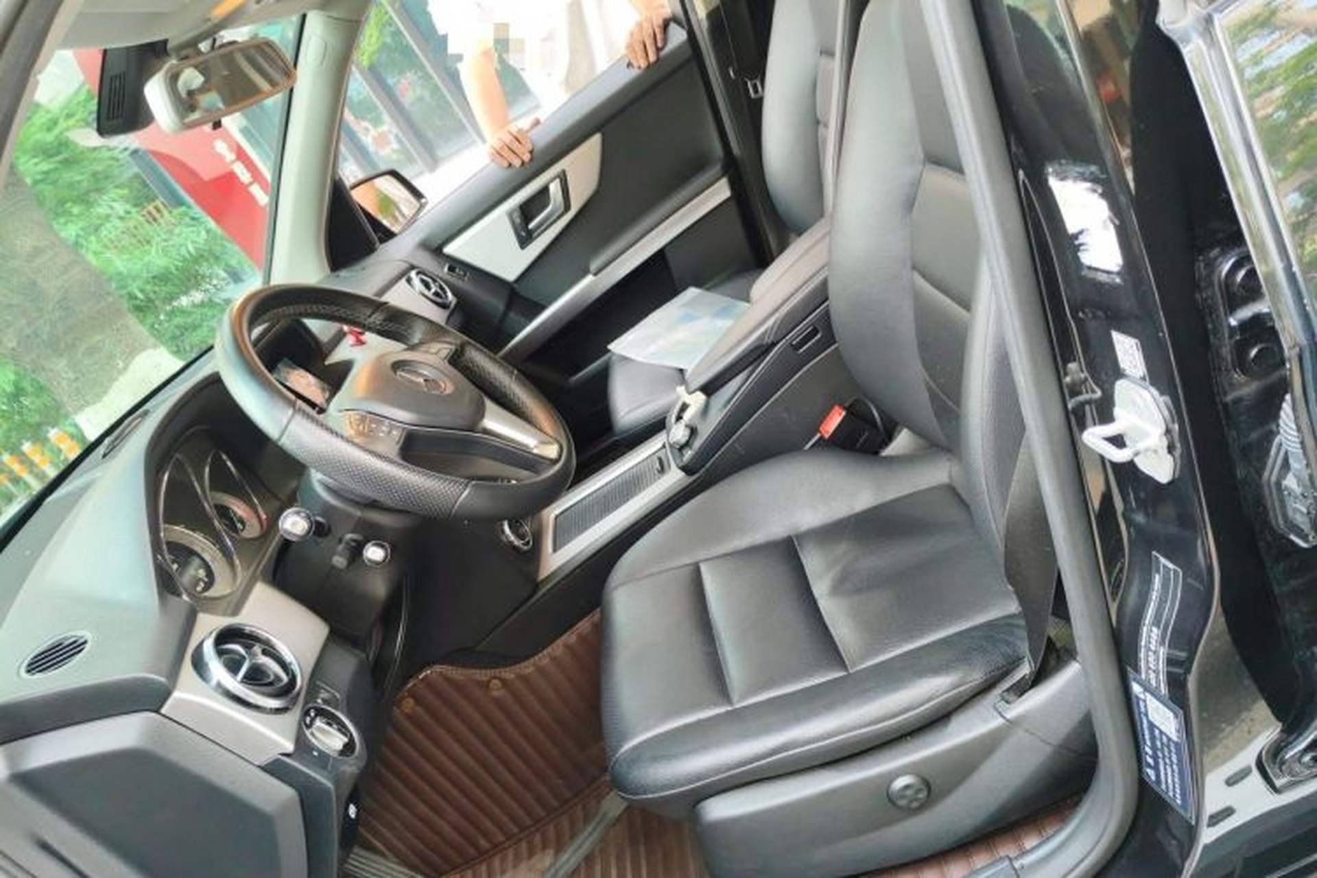 Used Mercedes-Benz GLK-Class 2014 GLK 260 4MATIC Dynamic Model Left Front Seat