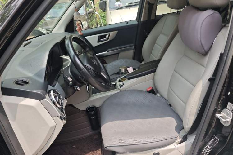 Used Mercedes-Benz GLK-Class 2014 GLK 260 4MATIC Dynamic Model Left Front Seat