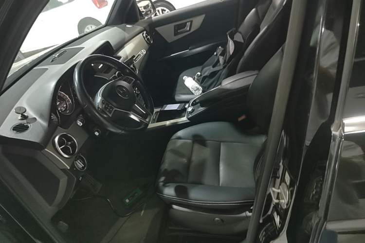 Used Mercedes-Benz GLK-Class 2014 GLK 200 Standard Model Left Front Seat