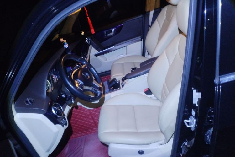Used Mercedes-Benz GLK-Class 2014 GLK 200 Standard Model Left Front Seat