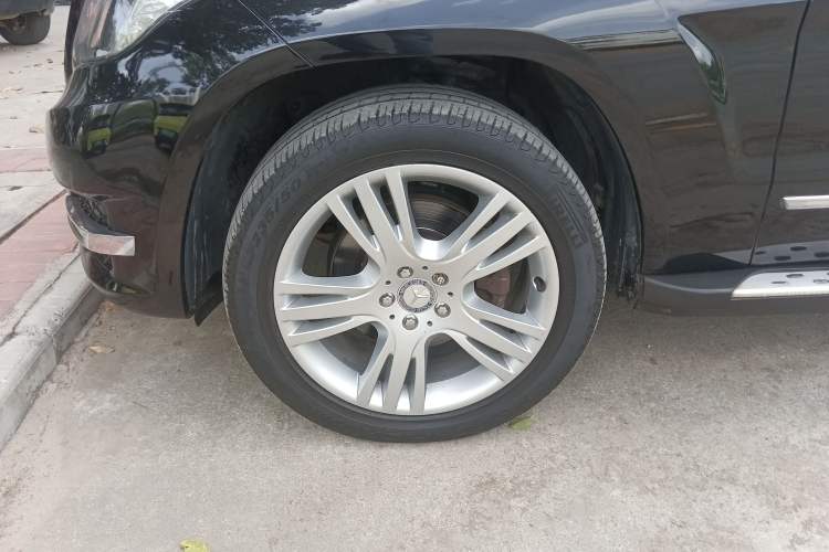 Used Mercedes-Benz GLK-Class 2014 GLK 200 Standard Model Left Front Wheel Hub