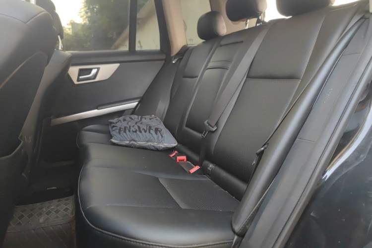 Used Mercedes-Benz GLK-Class 2014 GLK 260 4MATIC Dynamic Model Left Rear Seat
