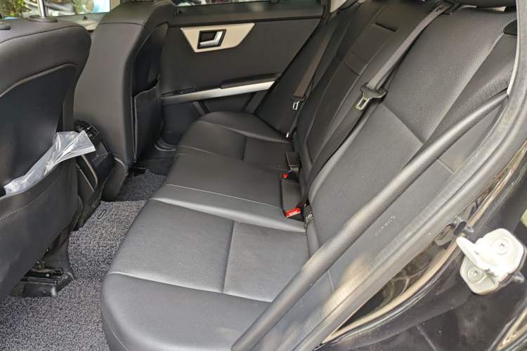 Used Mercedes-Benz GLK-Class 2014 GLK 260 4MATIC Dynamic Model Left Rear Seat