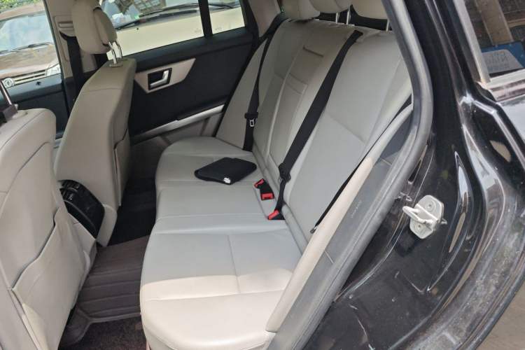 Used Mercedes-Benz GLK-Class 2014 GLK 260 4MATIC Dynamic Model Left Rear Seat