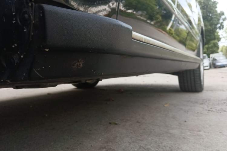 Used Mercedes-Benz GLK-Class 2014 GLK 200 Standard Model Left Side Sill