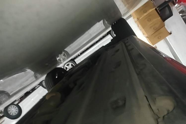 Used Mercedes-Benz GLK-Class 2014 GLK 200 Standard Model Left Side Sill