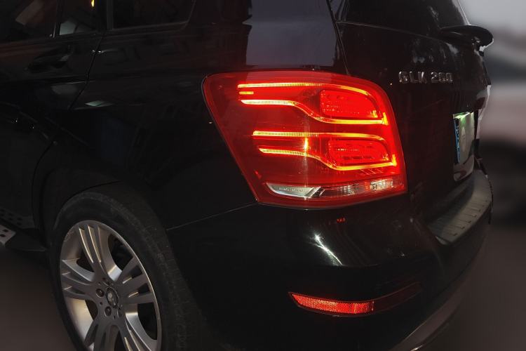 Used Mercedes-Benz GLK-Class 2014 GLK 260 4MATIC Dynamic Model Rear Left 45 Deg