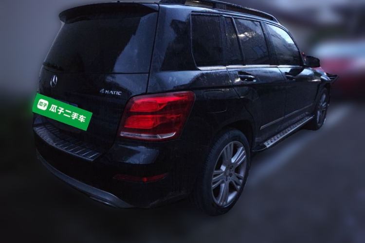 Used Mercedes-Benz GLK-Class 2014 GLK 260 4MATIC Dynamic Model Rear Right 45 Deg