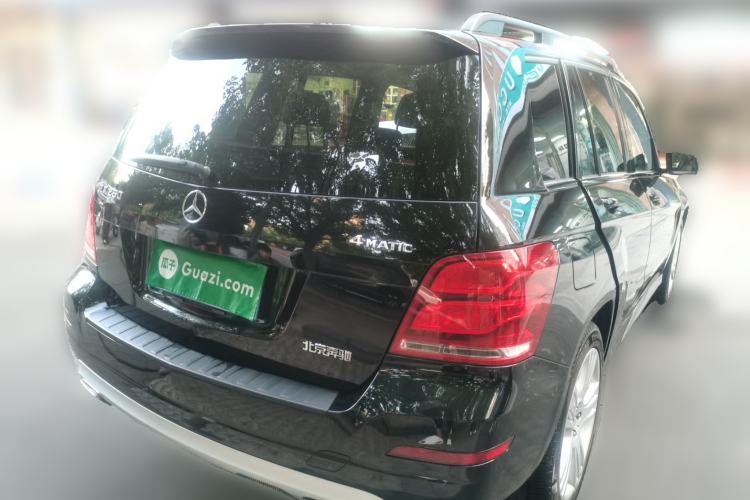 Used Mercedes-Benz GLK-Class 2014 GLK 260 4MATIC Dynamic Model Rear Right 45 Deg