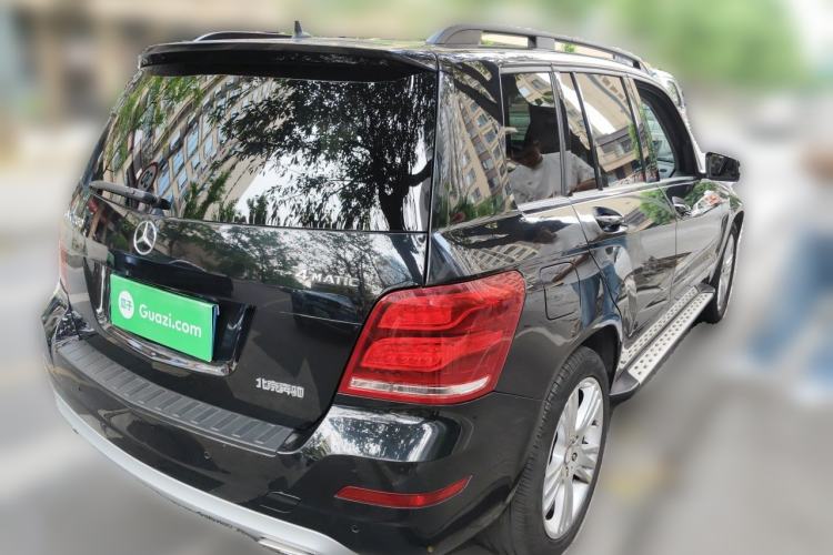 Used Mercedes-Benz GLK-Class 2014 GLK 260 4MATIC Dynamic Model Rear Right 45 Deg