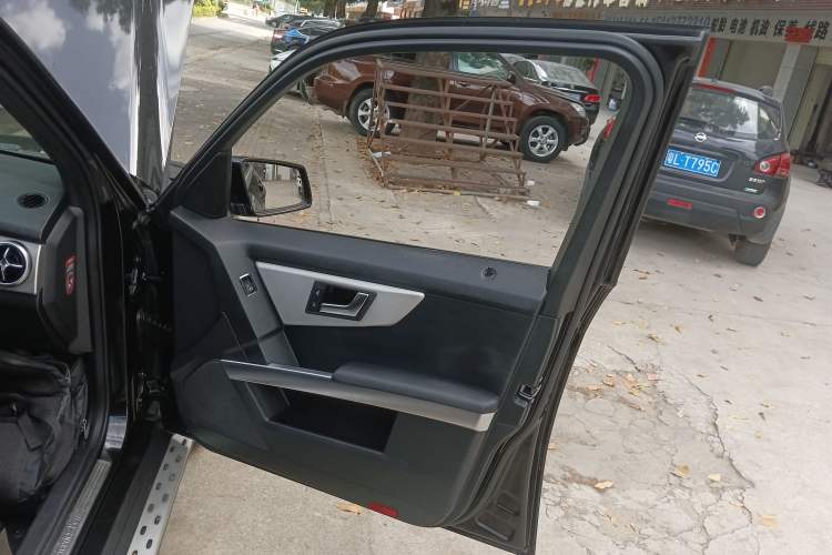 Used Mercedes-Benz GLK-Class 2014 GLK 200 Standard Model Right Front Door Interior