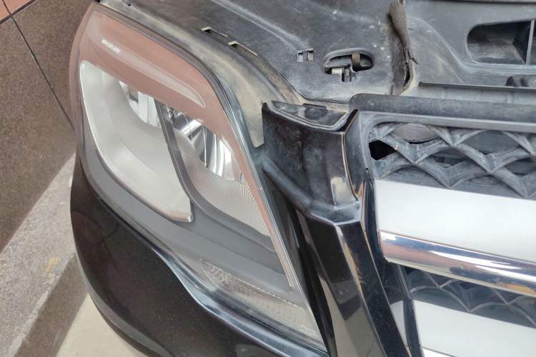 Used Mercedes-Benz GLK-Class 2014 GLK 200 Standard Model Right Front Headlight