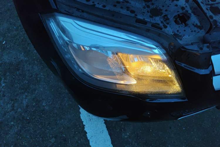 Used Mercedes-Benz GLK-Class 2014 GLK 260 4MATIC Dynamic Model Right Front Headlight