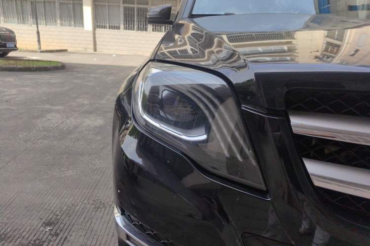 Used Mercedes-Benz GLK-Class 2014 GLK 260 4MATIC Dynamic Model Right Front Headlight