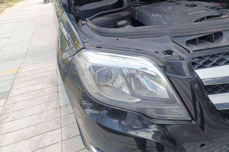 Used Mercedes-Benz GLK-Class 2014 GLK 200 Standard Model Right Front Headlight