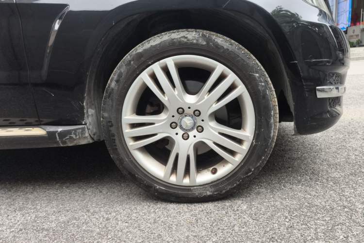Used Mercedes-Benz GLK-Class 2014 GLK 260 4MATIC Dynamic Model Right Front Wheel Hub
