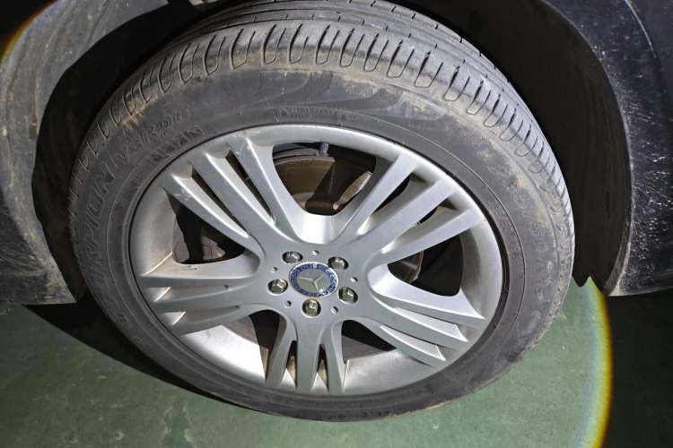 Used Mercedes-Benz GLK-Class 2014 GLK 260 4MATIC Dynamic Model Right Front Wheel Hub