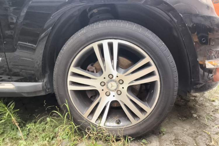 Used Mercedes-Benz GLK-Class 2014 GLK 200 Standard Model Right Front Wheel Hub